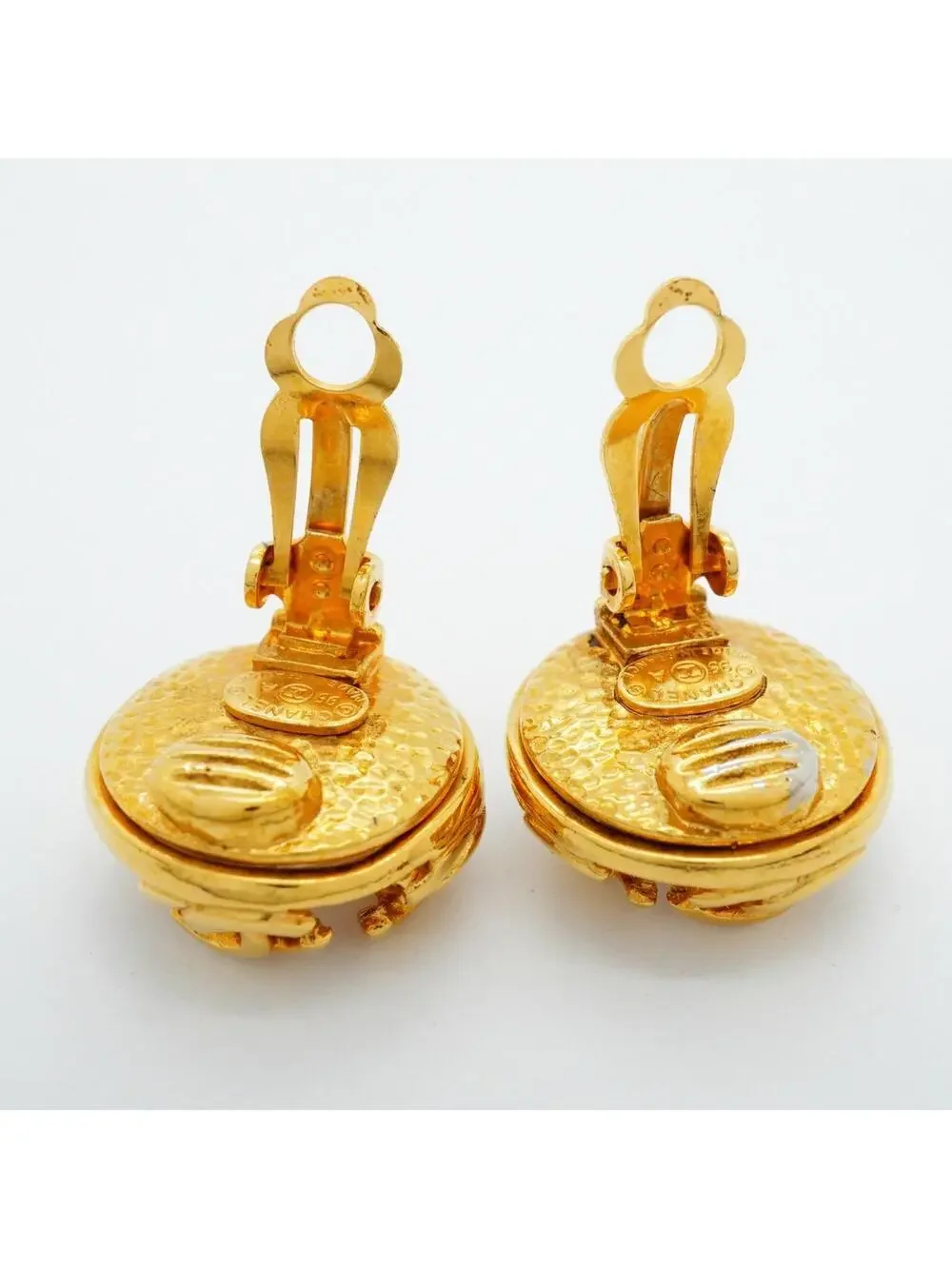 Chanel Cc Logo Circle Clip-On Earrings #299390C85B